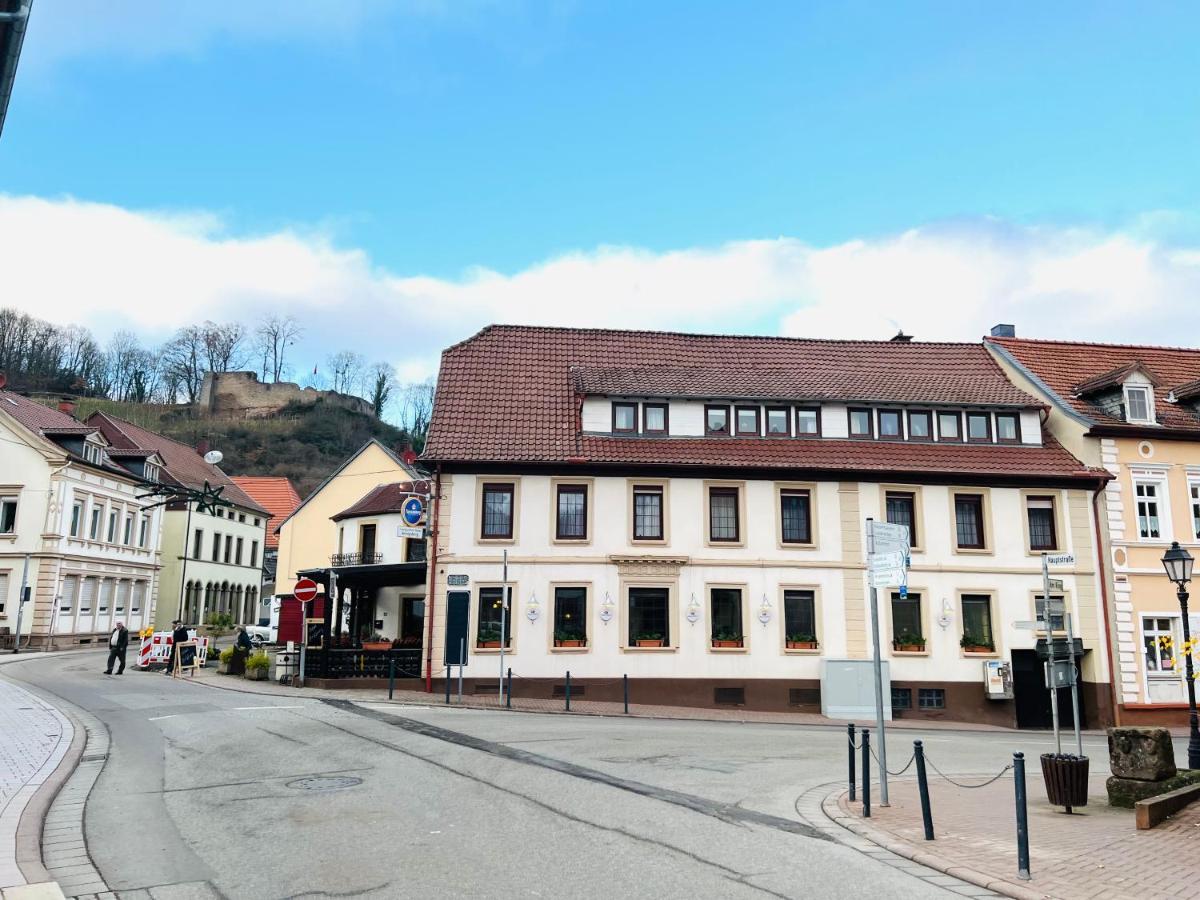 Maximo Am Koenigsberg Hotel Wolfstein Exterior photo